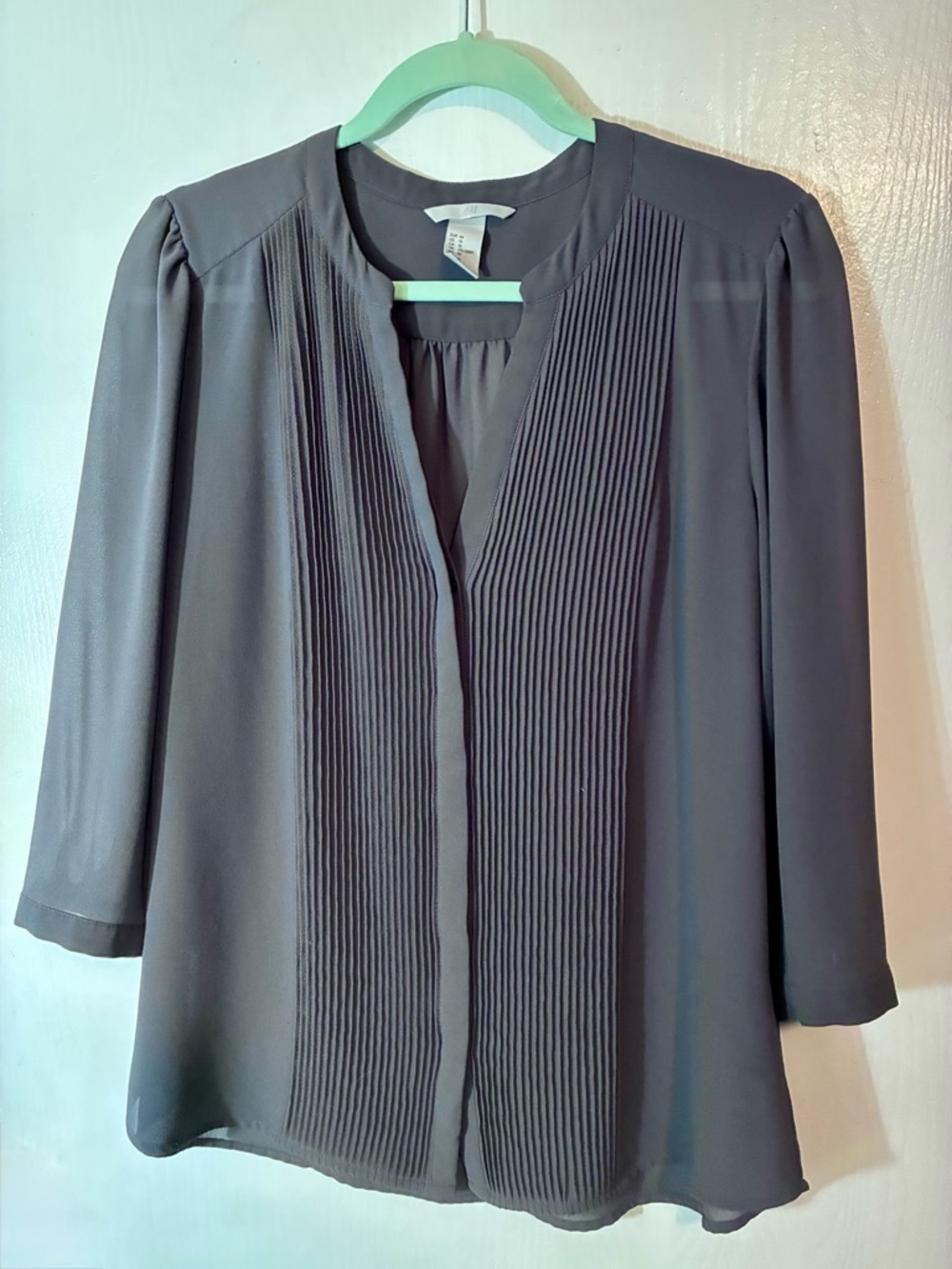 H&M Gray Pleated Front Blouse